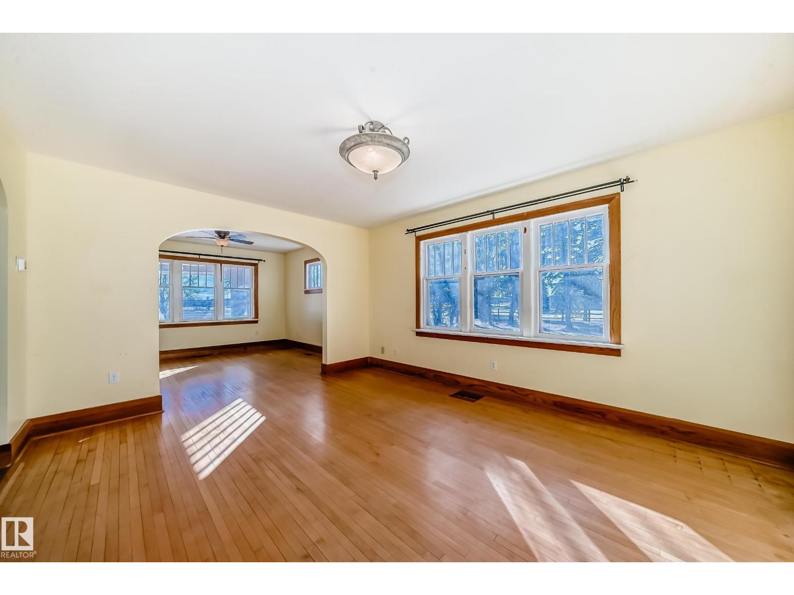 449 JENNIFER HEIL WY - 15