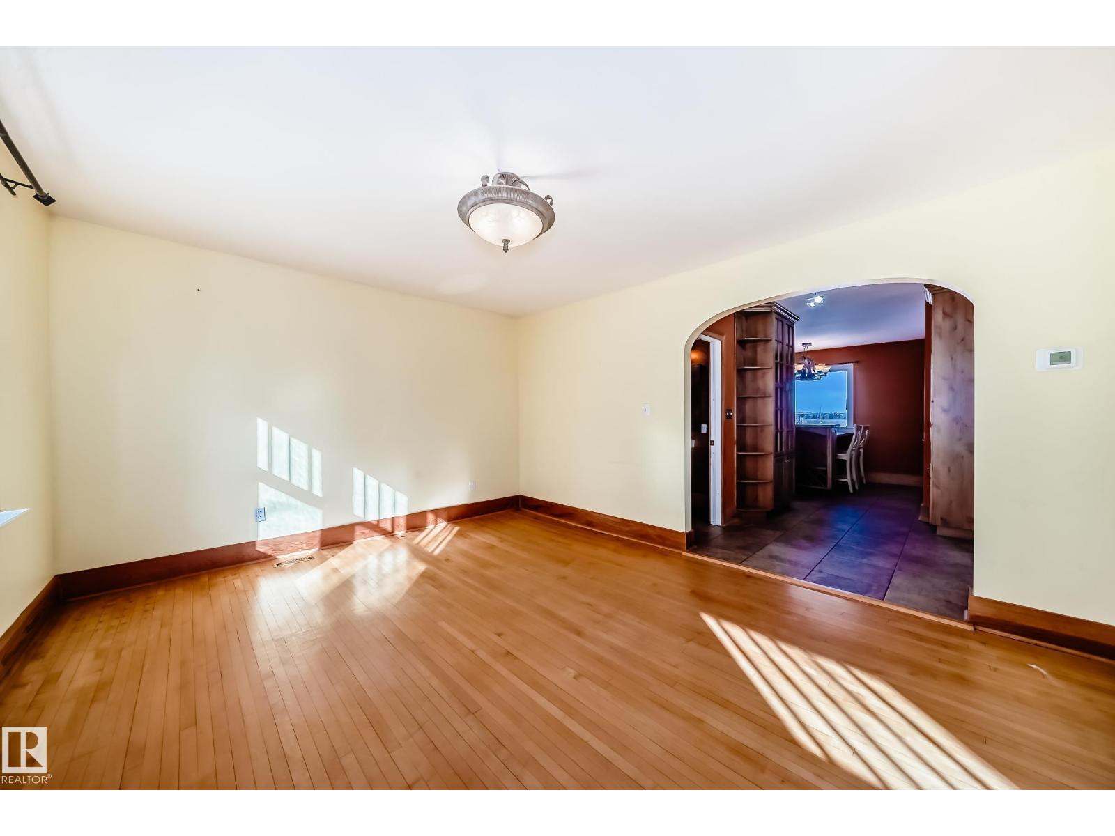449 JENNIFER HEIL WY - 17