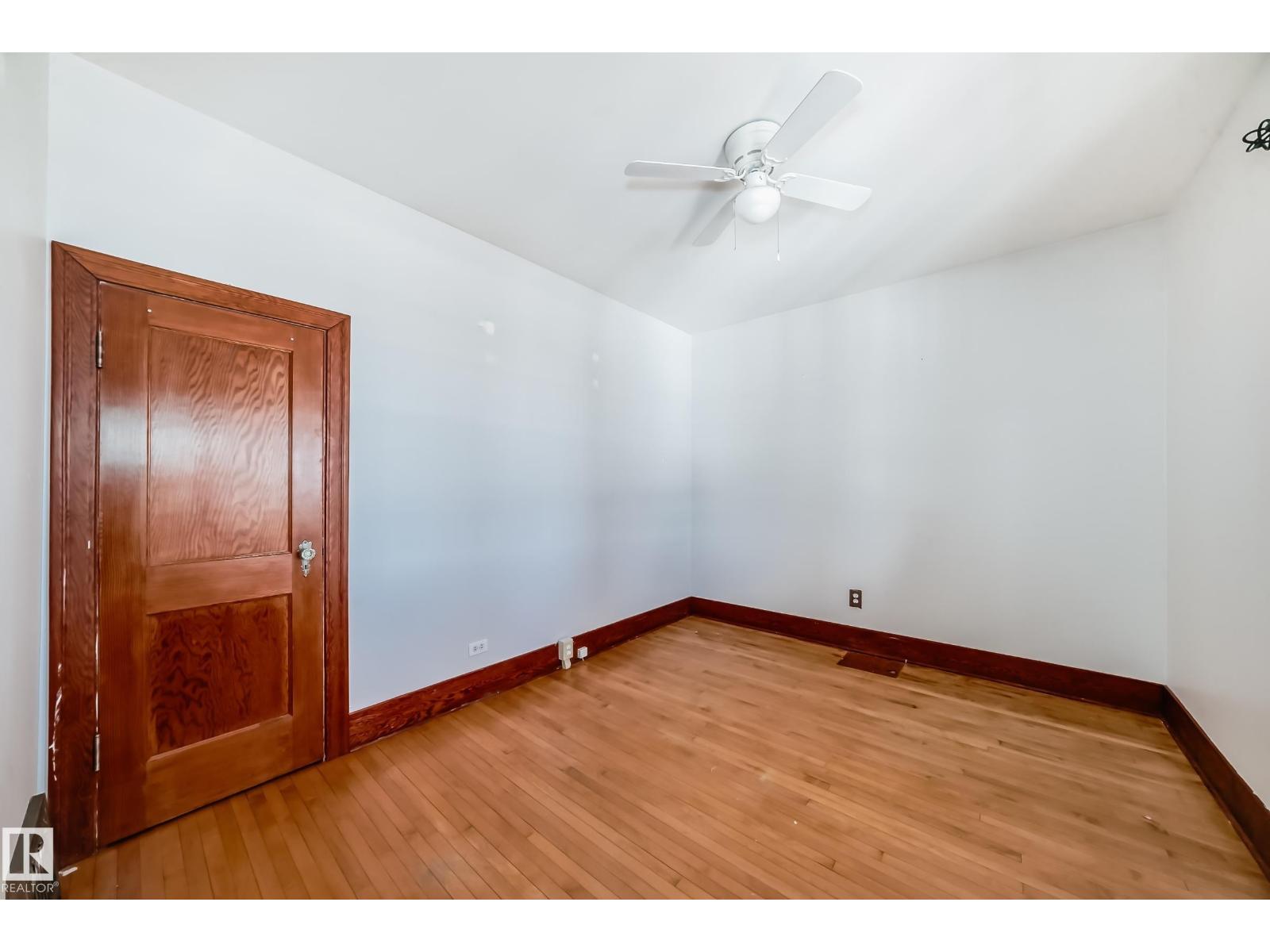 449 JENNIFER HEIL WY - 18