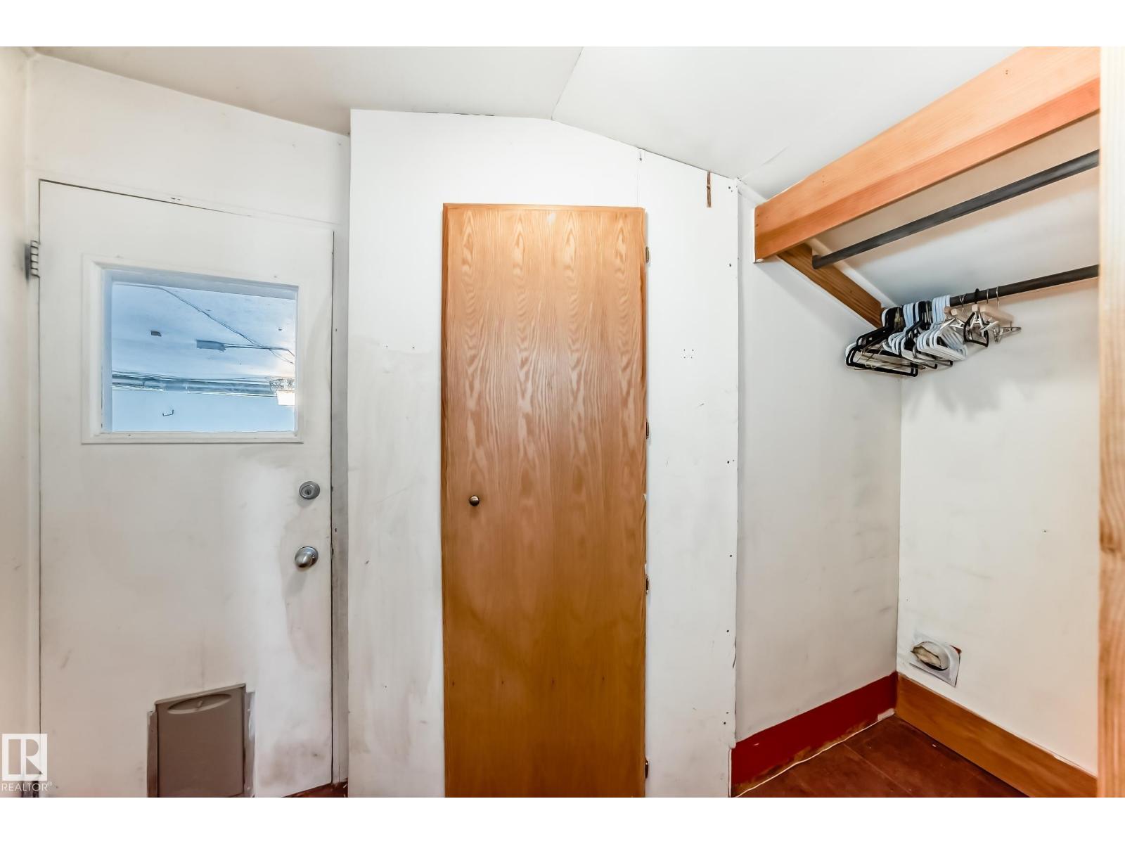 449 JENNIFER HEIL WY - 22