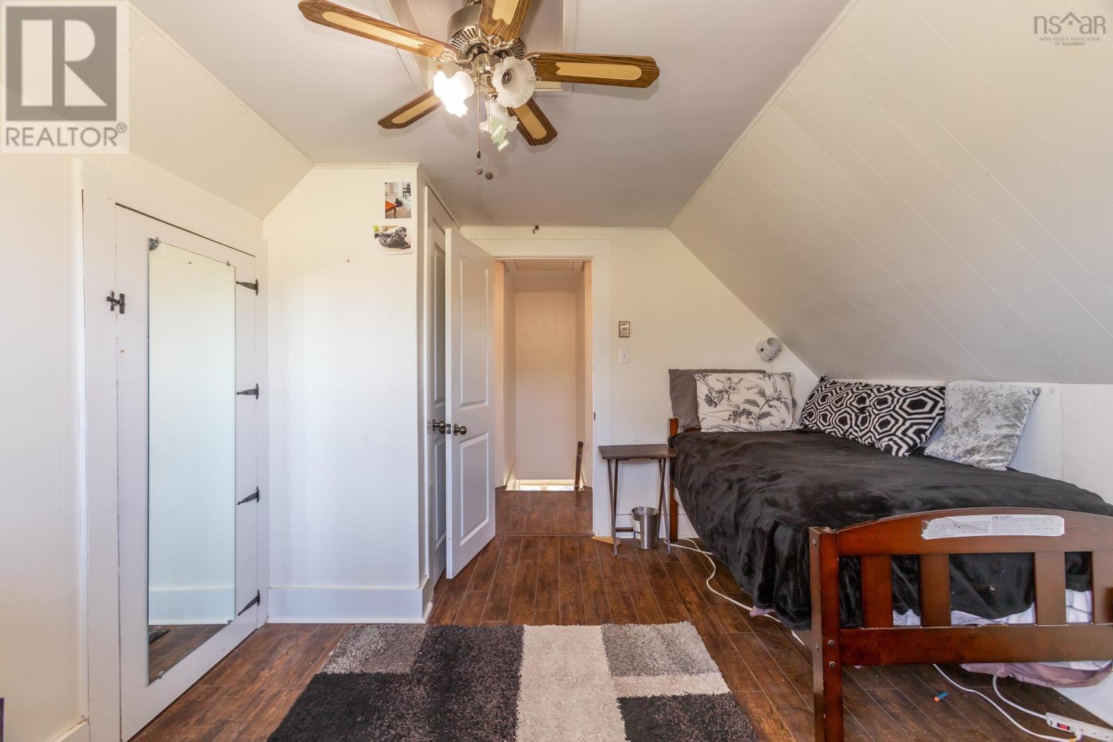3327 Clementsvale Road - 31