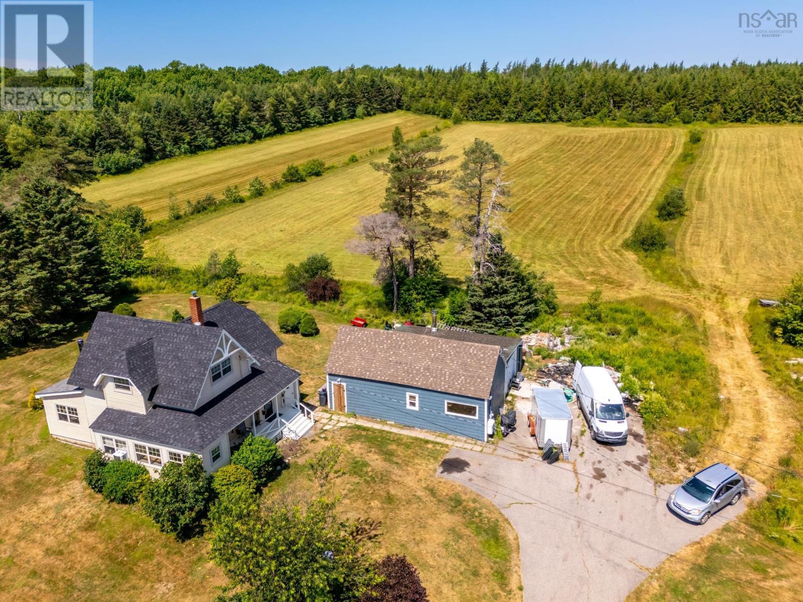 3327 Clementsvale Road - 44