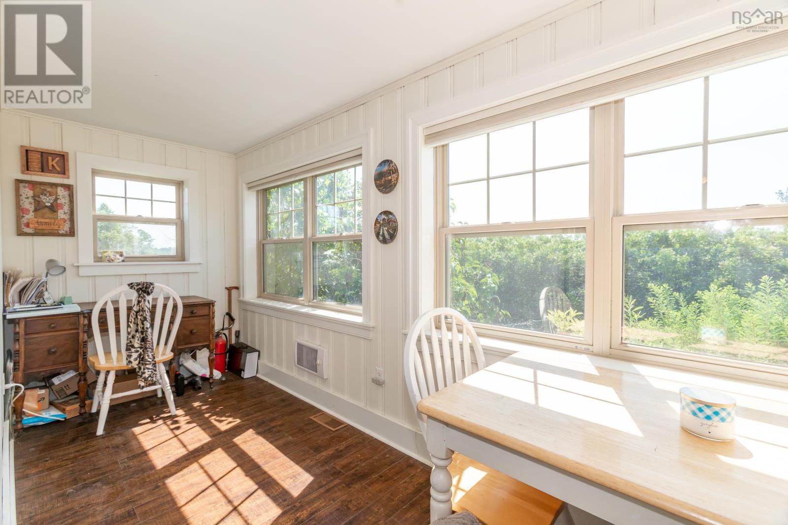 3327 Clementsvale Road - 13