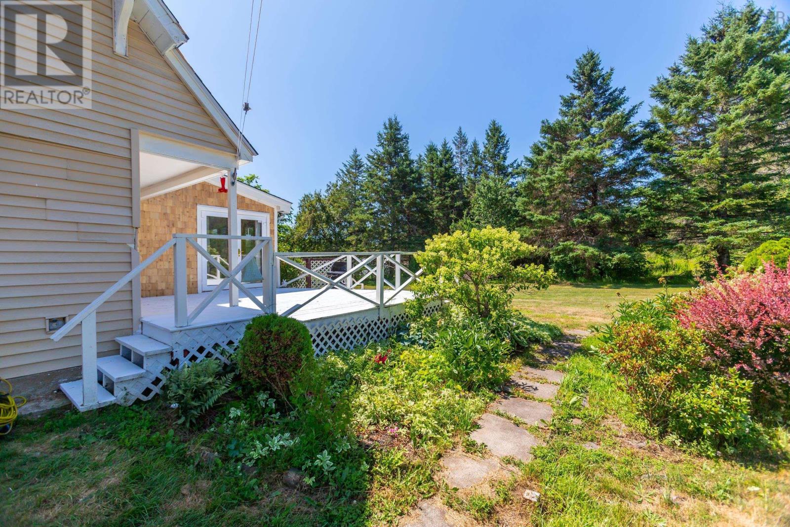 3327 Clementsvale Road - 47