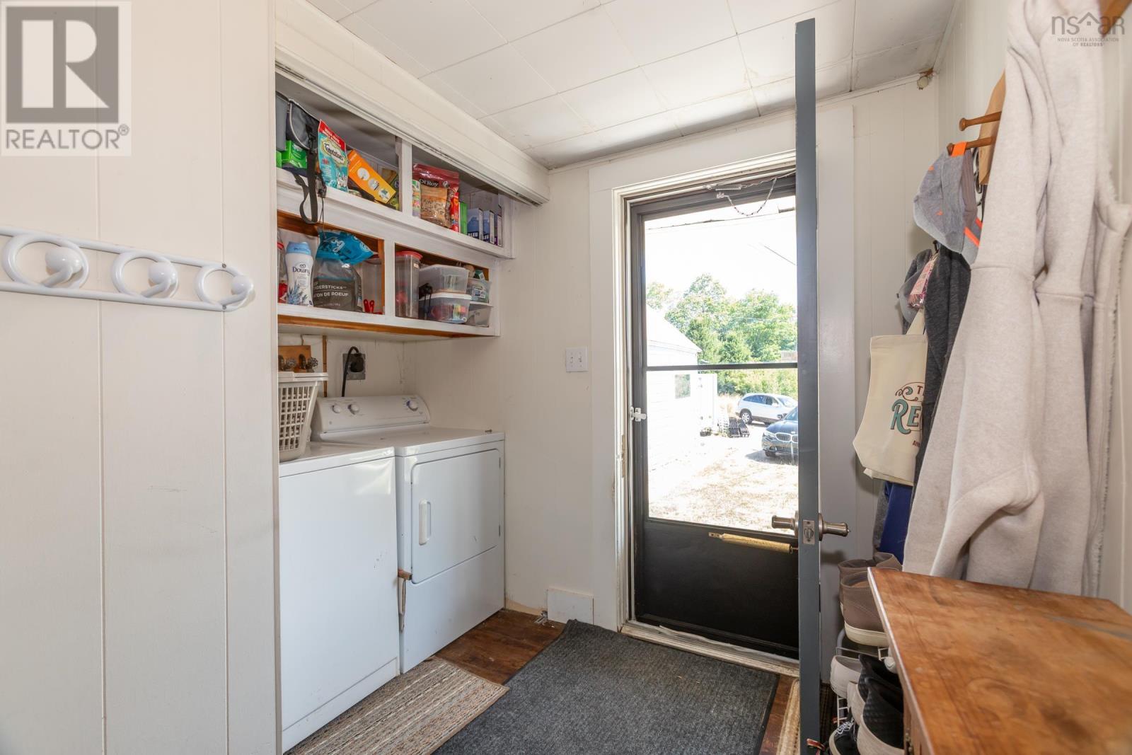 3327 Clementsvale Road - 25