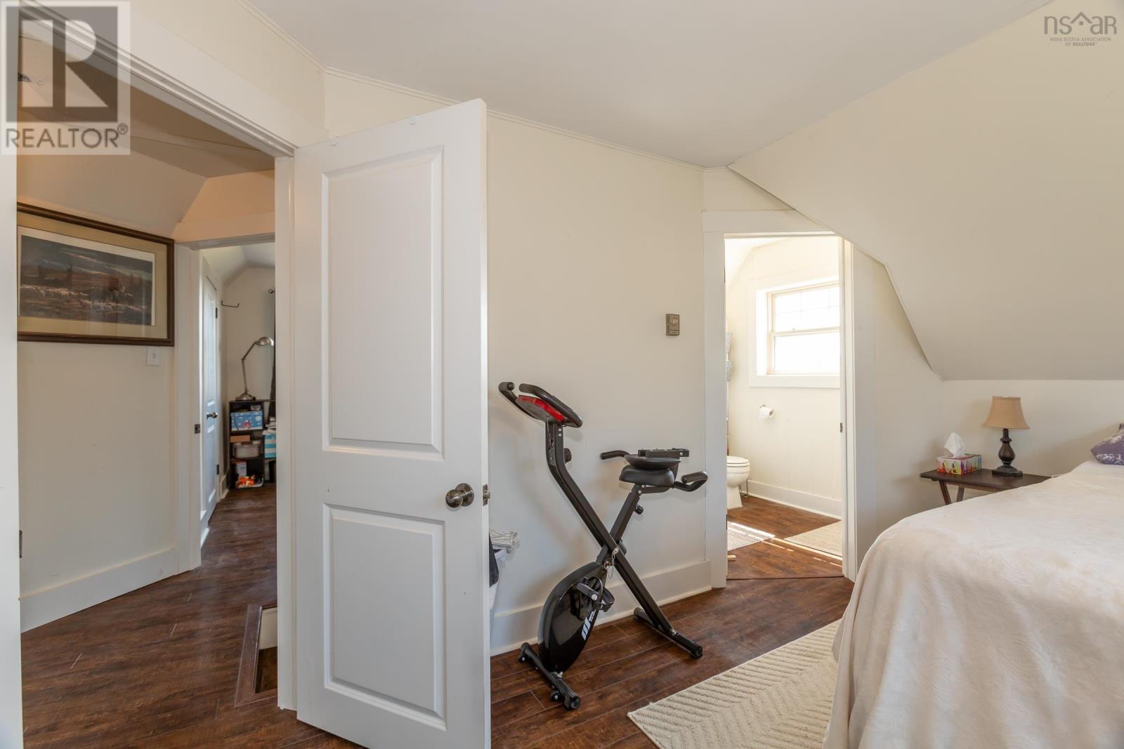 3327 Clementsvale Road - 34
