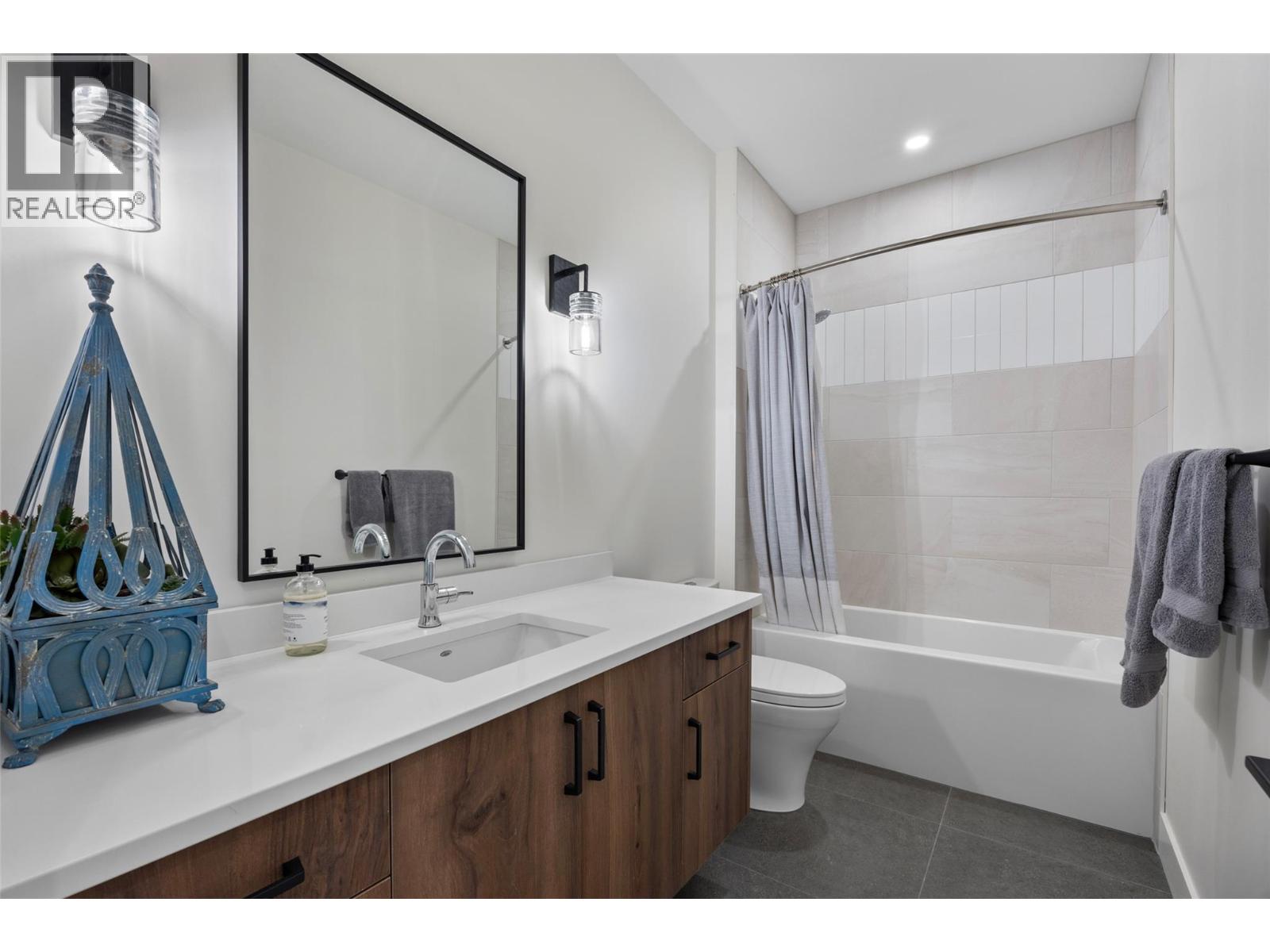 5325 Lookout Ridge Drive - 26