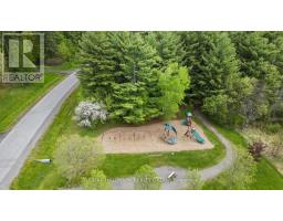 137 Goodman Drive, Ottawa, ON K2W1C7 Photo 41