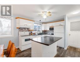 Family room - 1110 Ritchance Road, Alfred And Plantagenet, ON K0B1A0 Photo 10