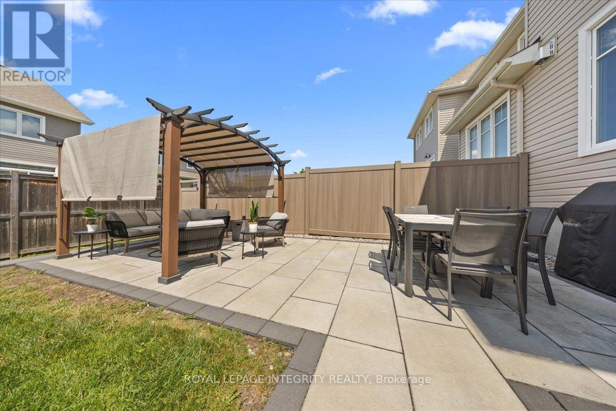 715 CAP DIAMANT WAY - 37