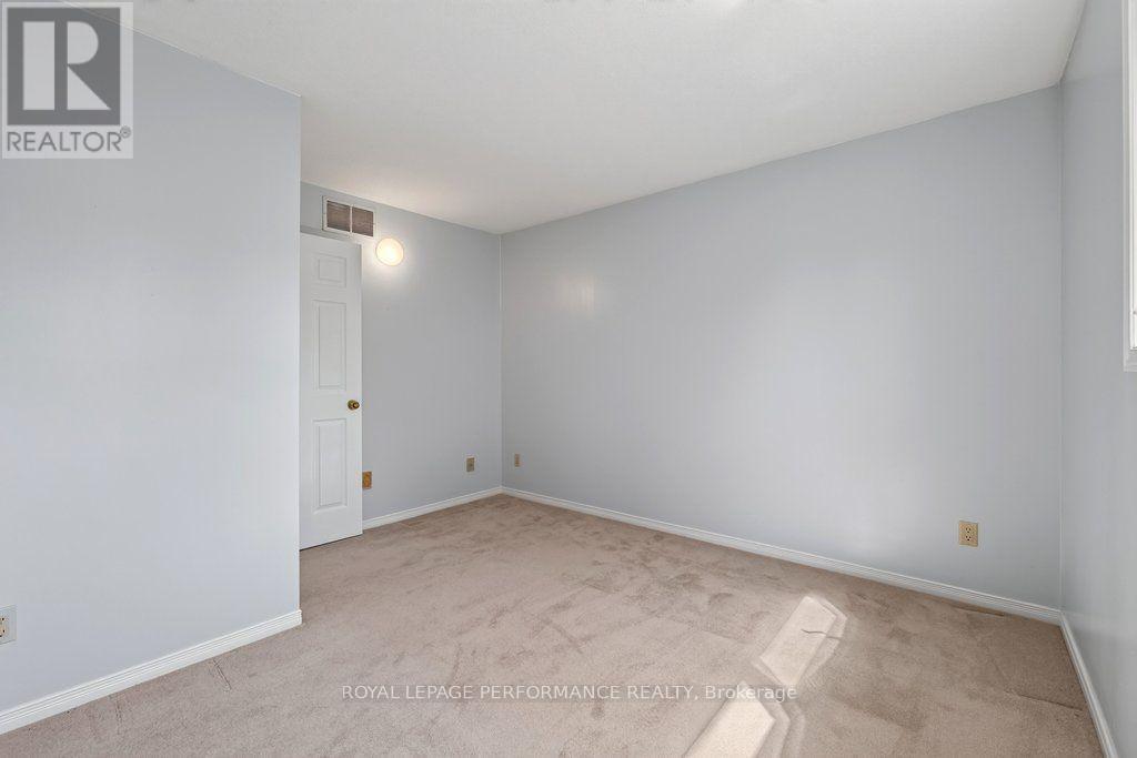 14 BIRKETT STREET - 25