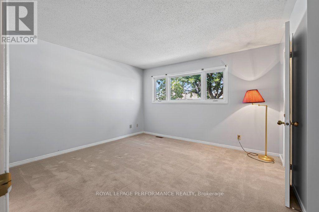 14 BIRKETT STREET - 26