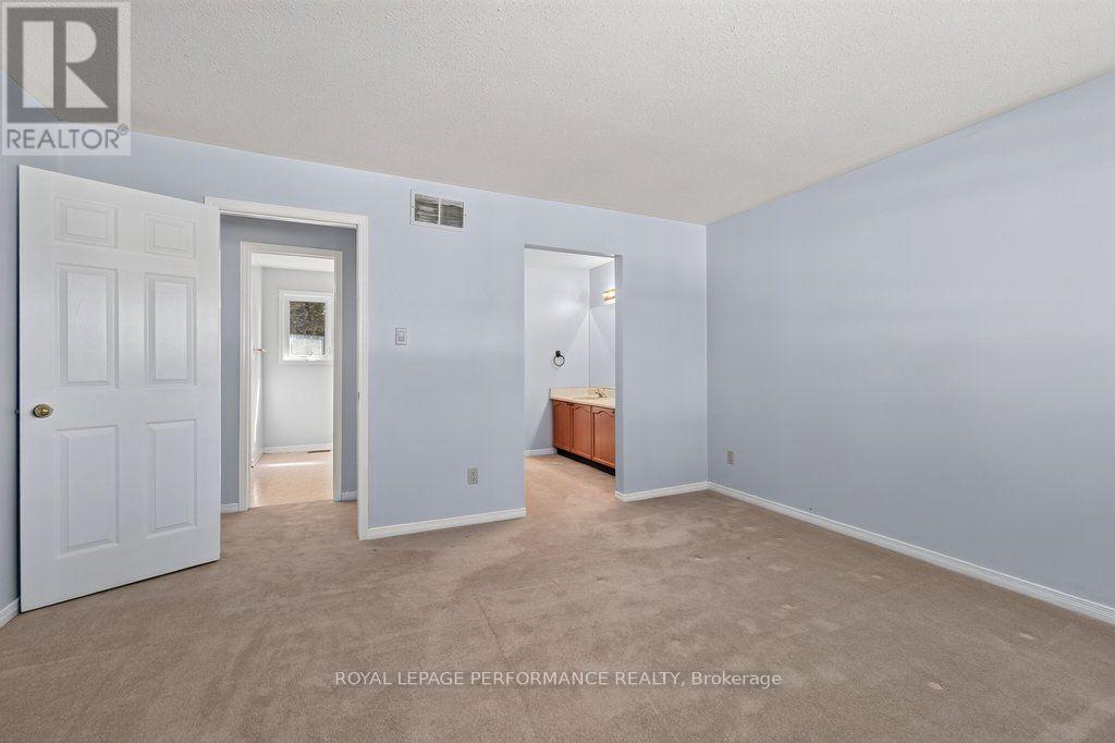 14 BIRKETT STREET - 29