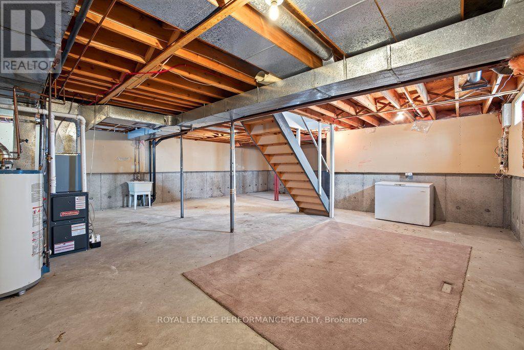 14 BIRKETT STREET - 37