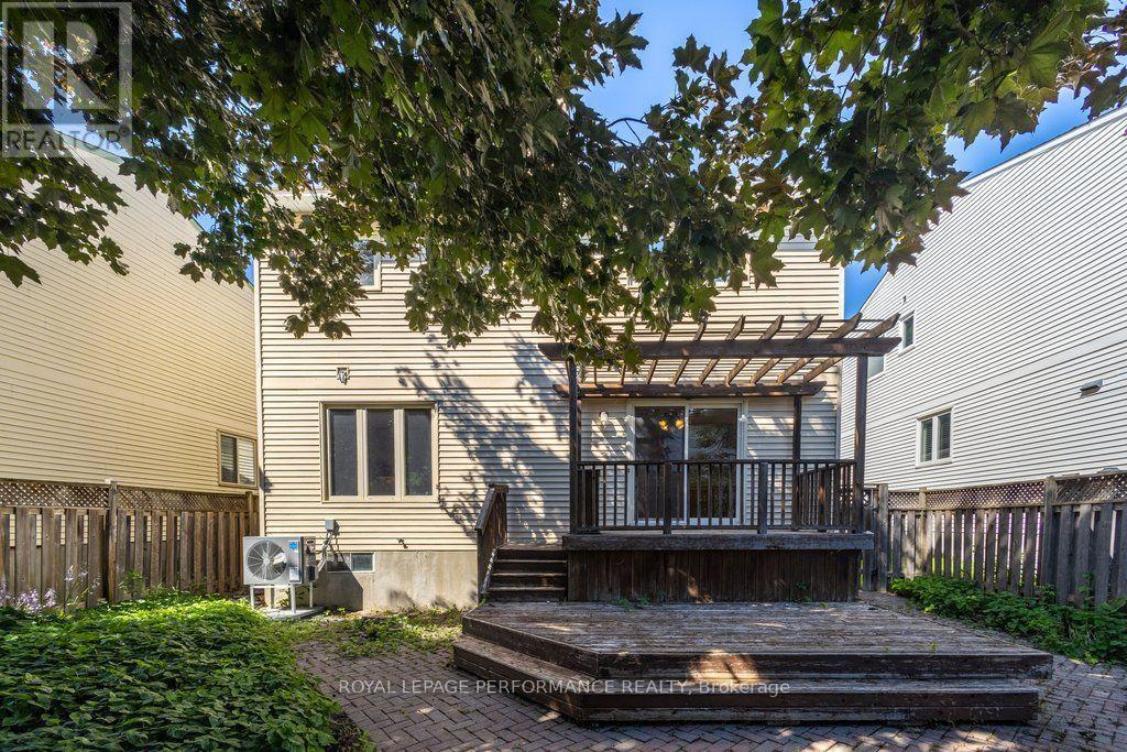 14 BIRKETT STREET - 39