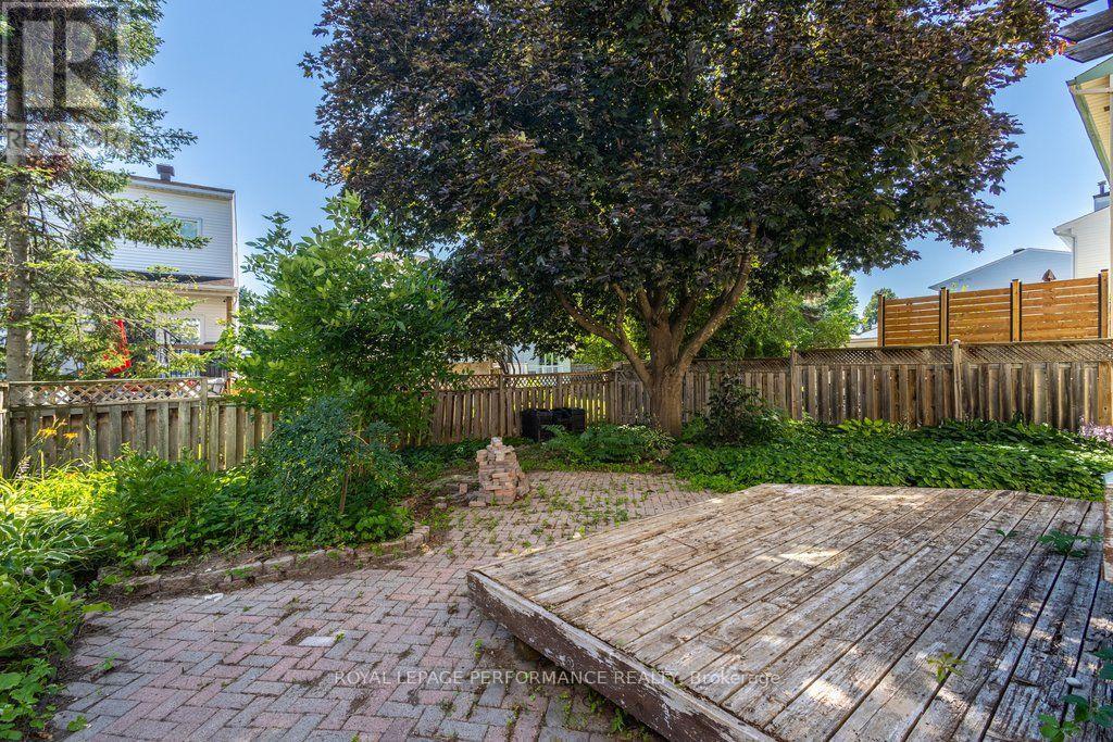 14 BIRKETT STREET - 41
