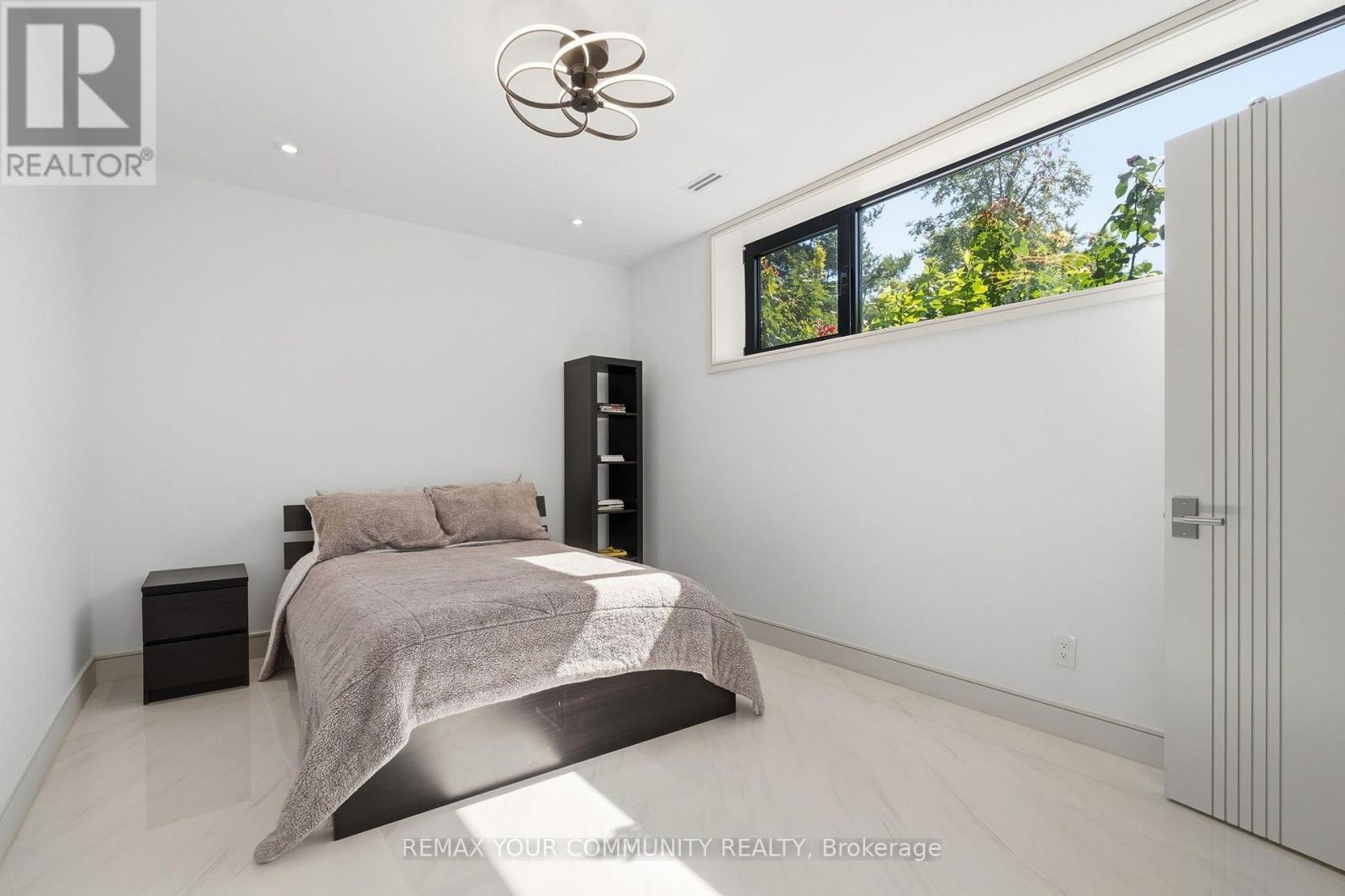 35 RIVERSIDE BOULEVARD - 38