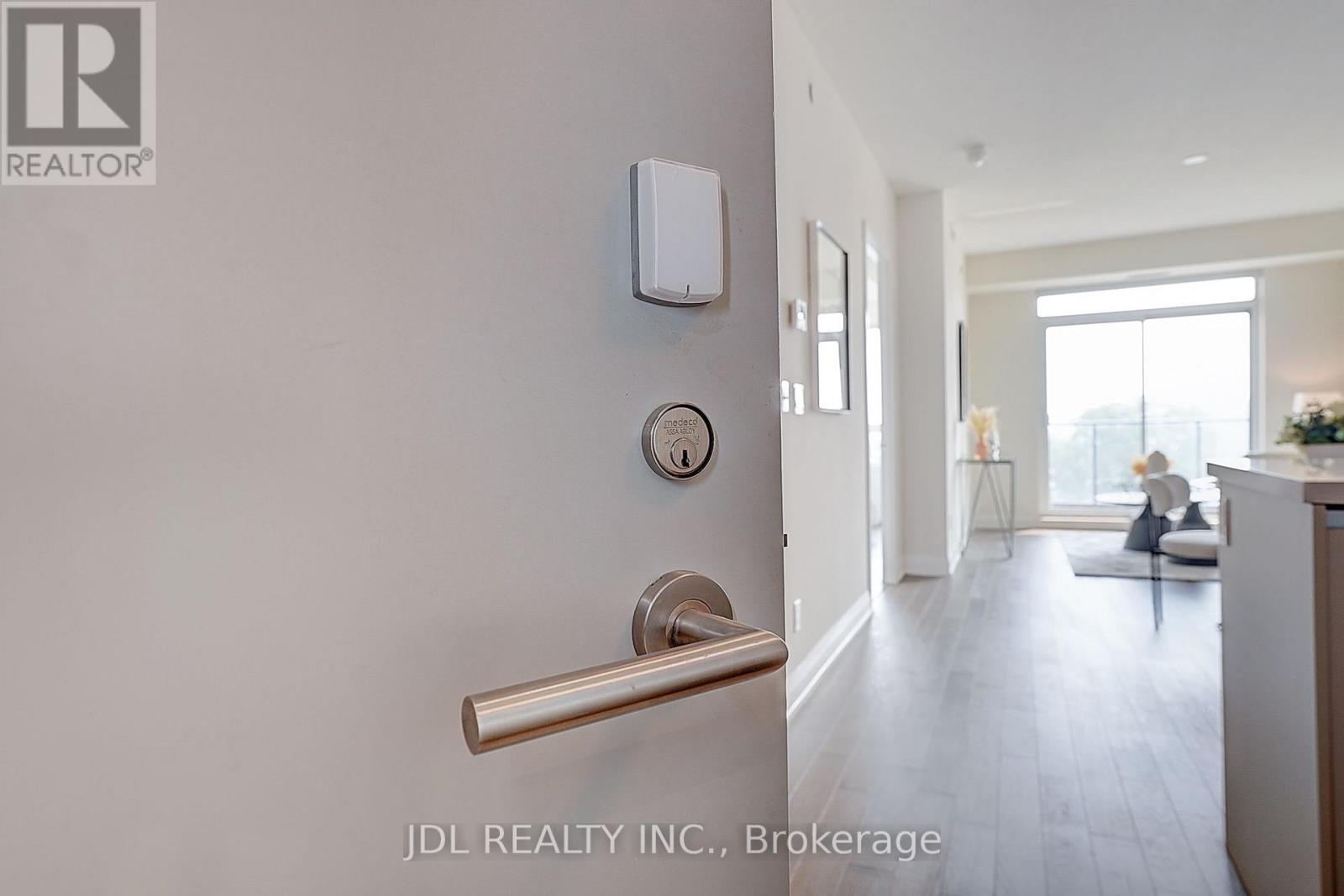 #303 398 HIGHWAY 7 STREET E - 11