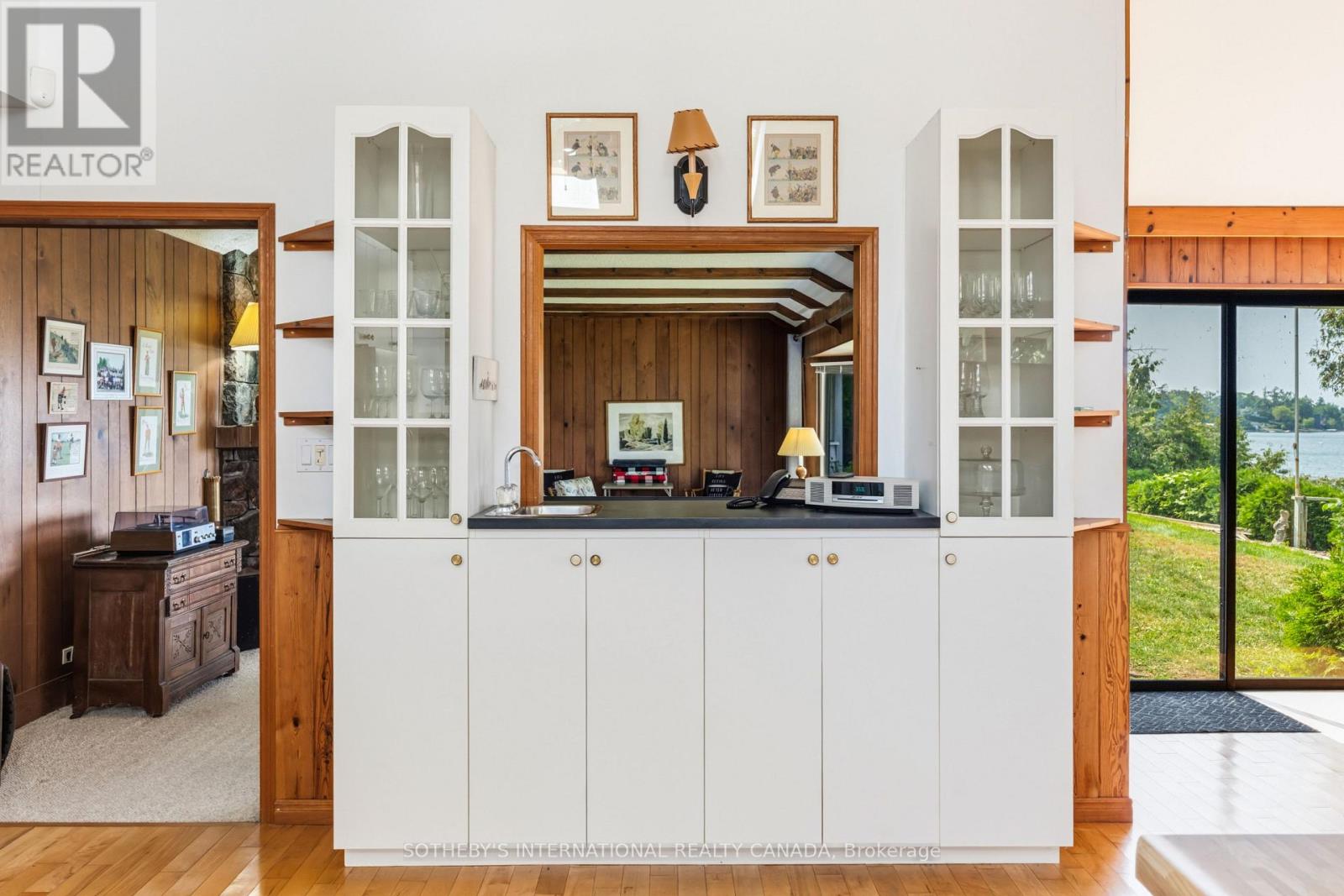 104 HEDGE ROAD - 15