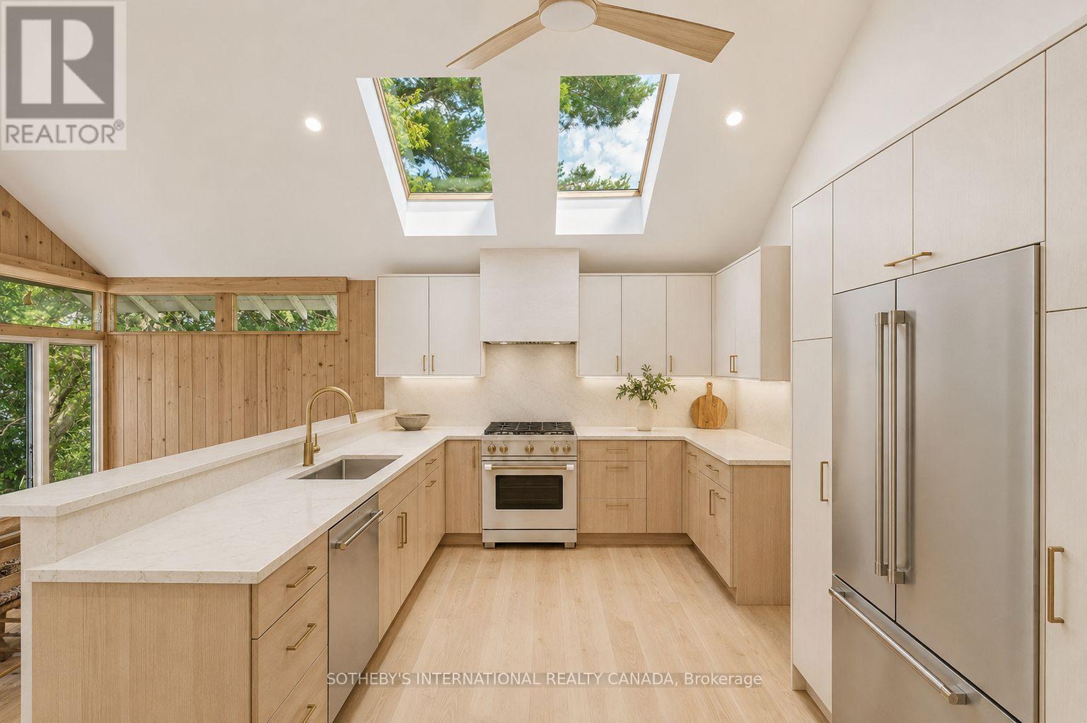 104 HEDGE ROAD - 18