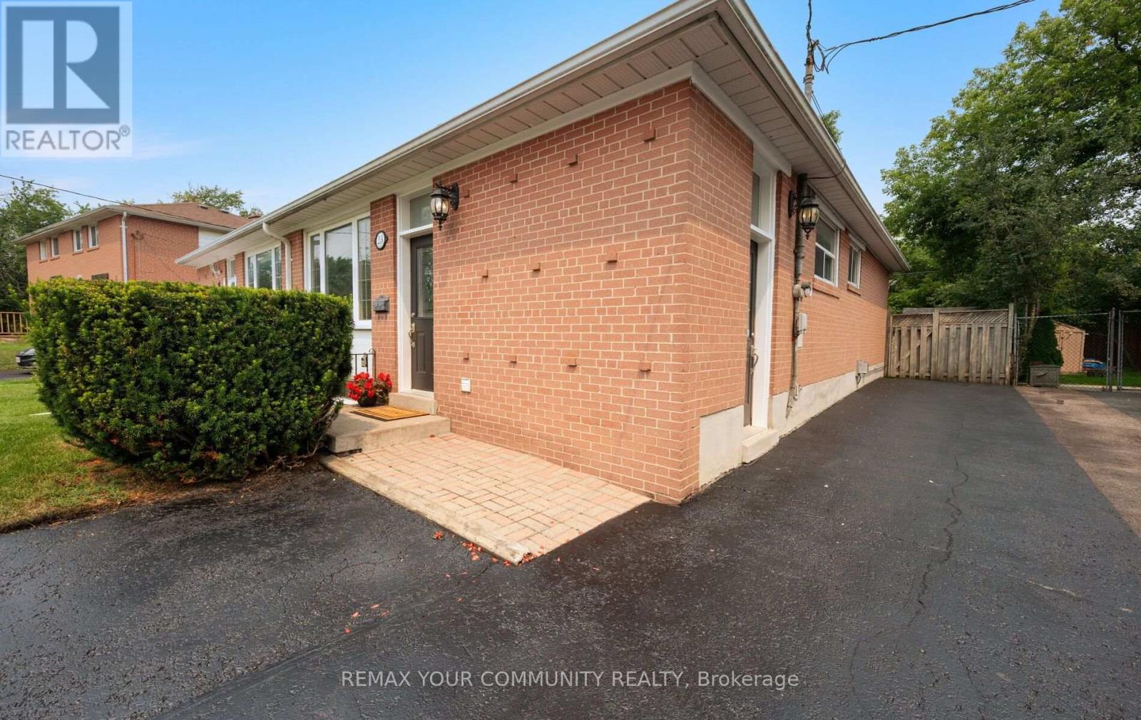 23 RICHARDSON DRIVE - 3