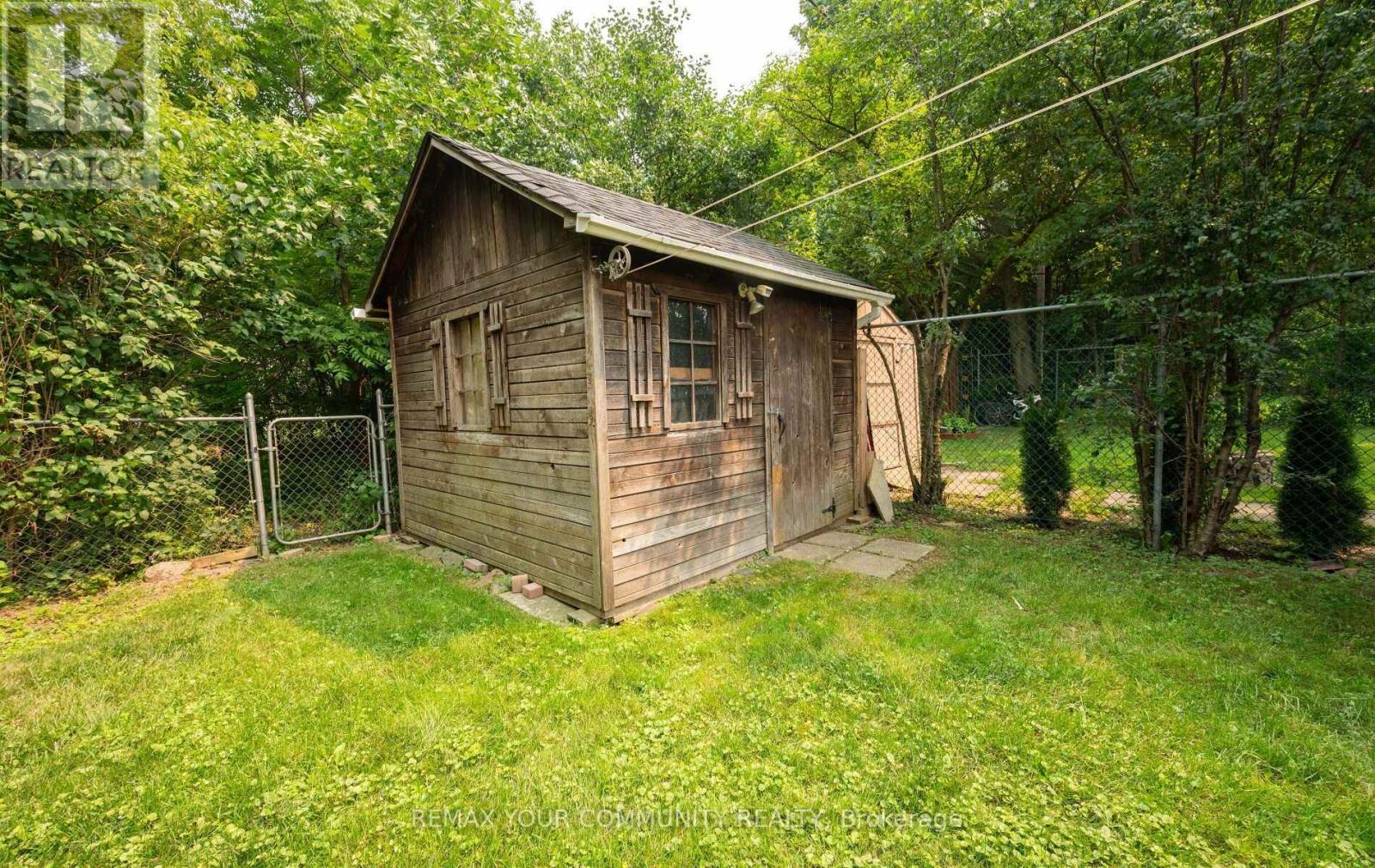 23 RICHARDSON DRIVE - 37