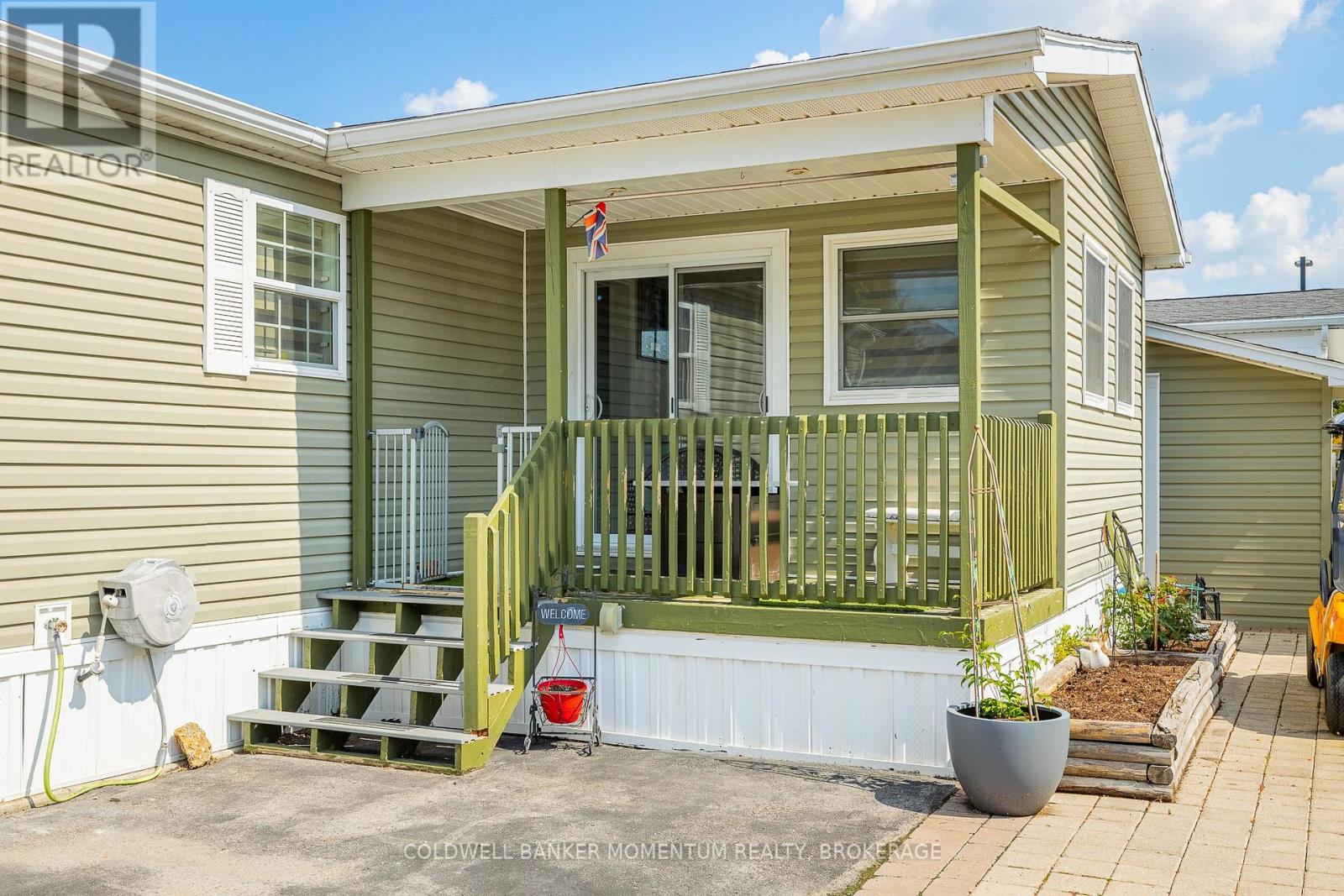 #202 3033 TOWNLINE ROAD - 29