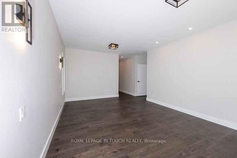 57 ALPINE DRIVE - 43