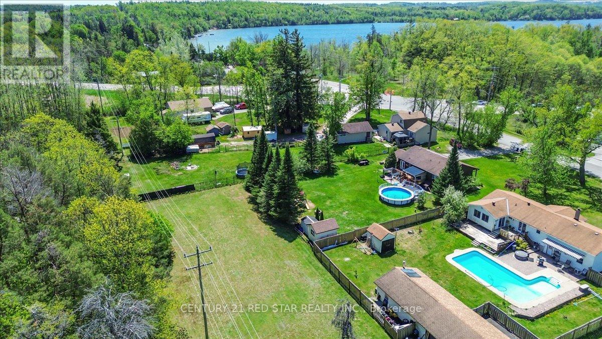 1775 LORETTA AVENUE - 33