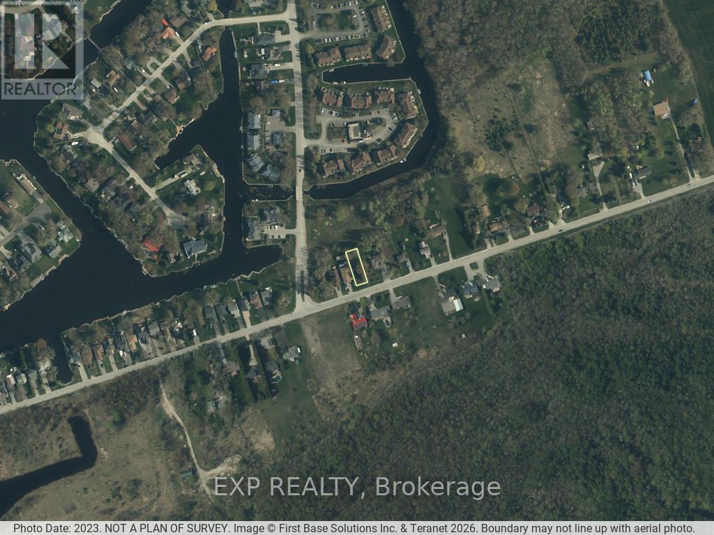 View from above (lot lines approximate).