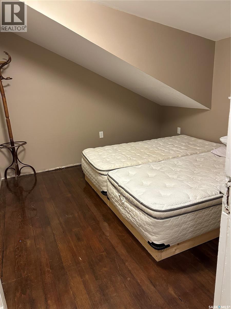 512 1st STREET W - 14