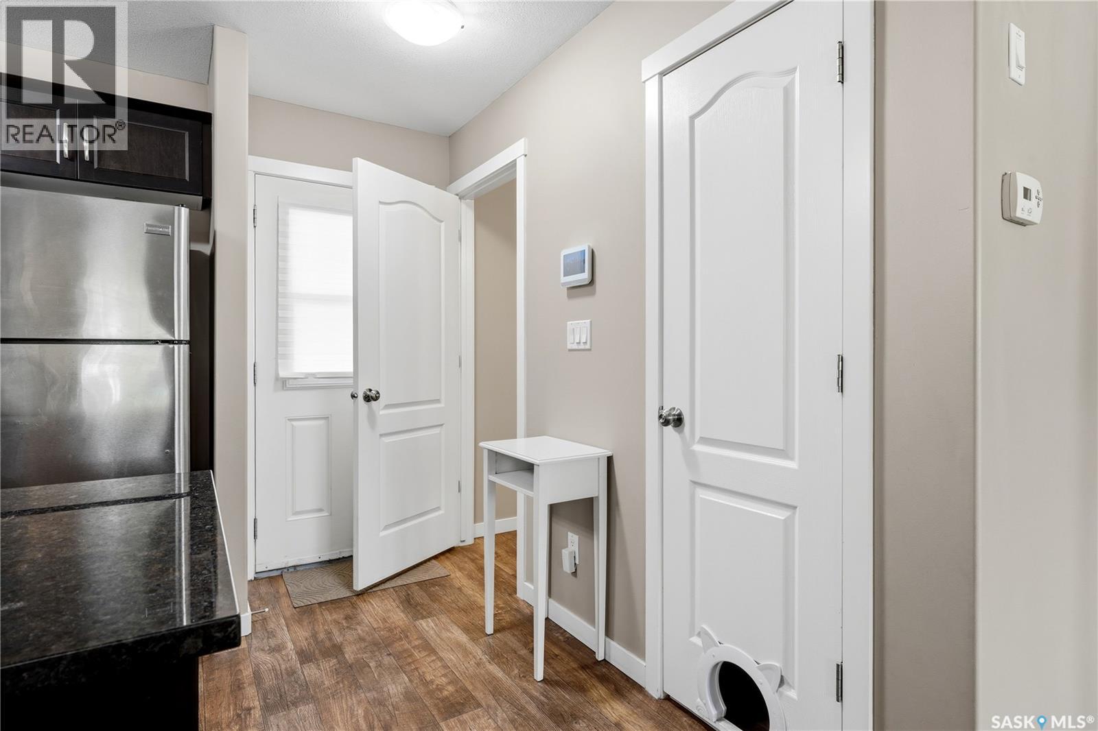 #1237 Grey STREET - 12