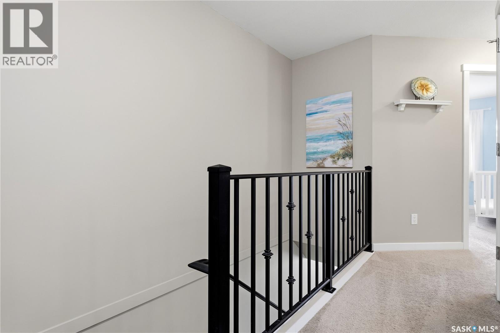 #1237 Grey STREET - 18