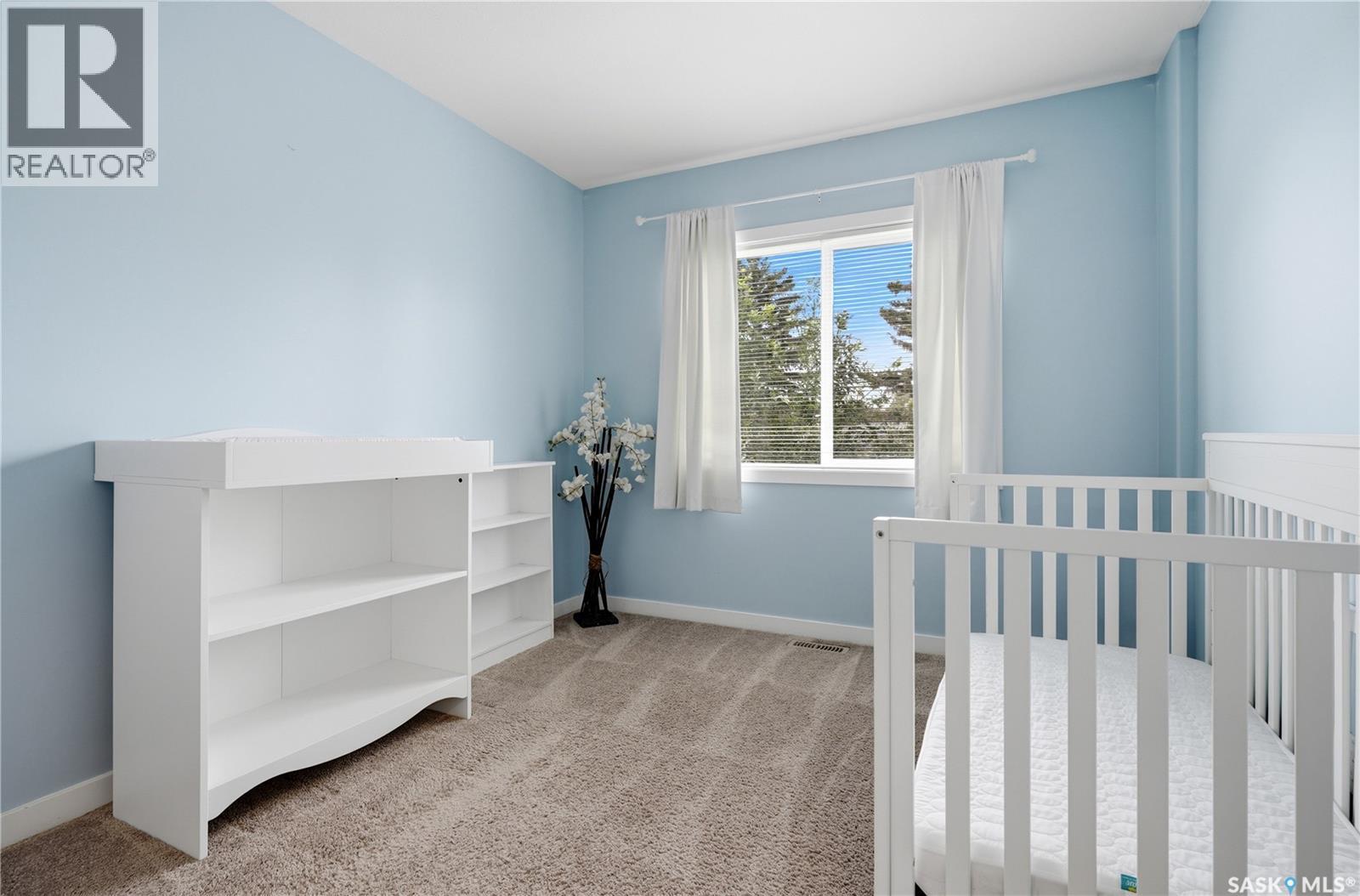 #1237 Grey STREET - 28