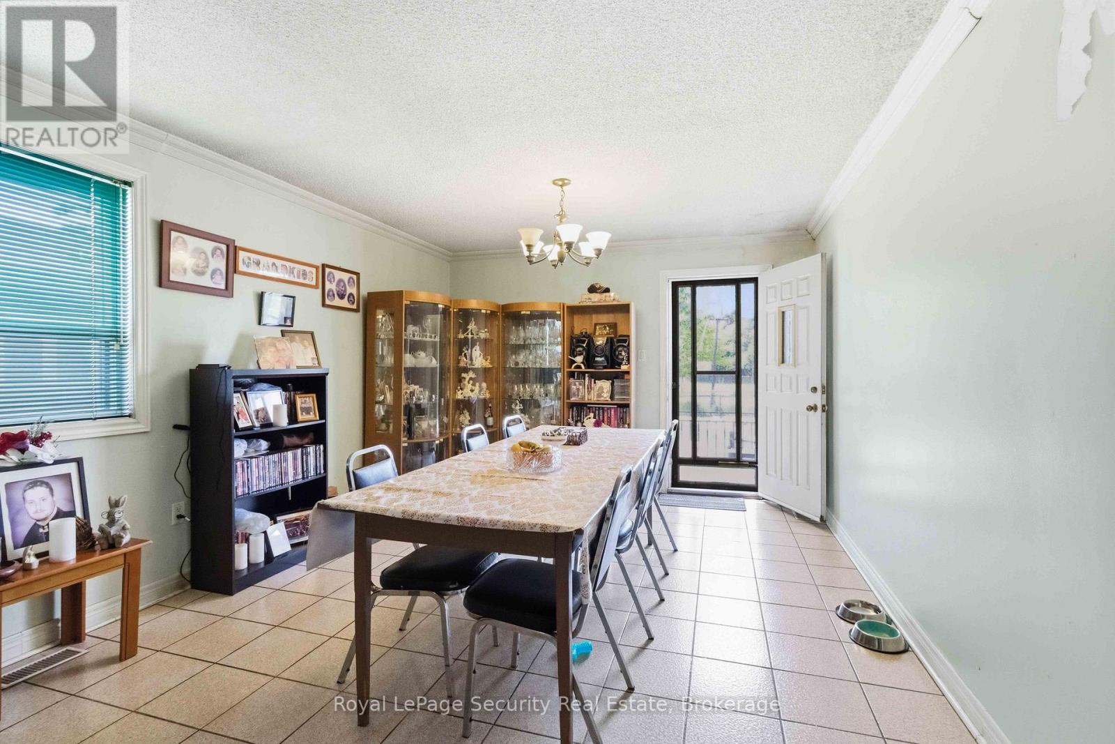 73 ST ANDREWS BOULEVARD - 10