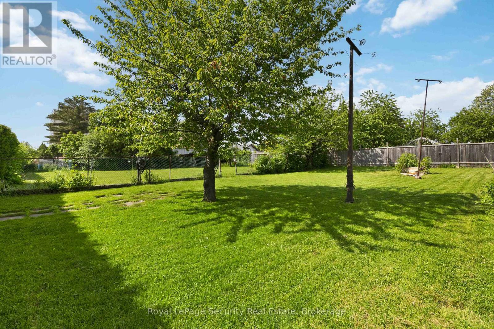 73 ST ANDREWS BOULEVARD - 19