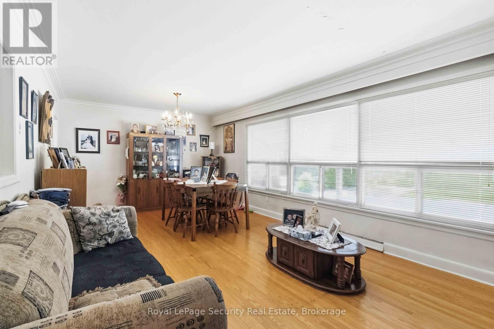 73 ST ANDREWS BOULEVARD - 5