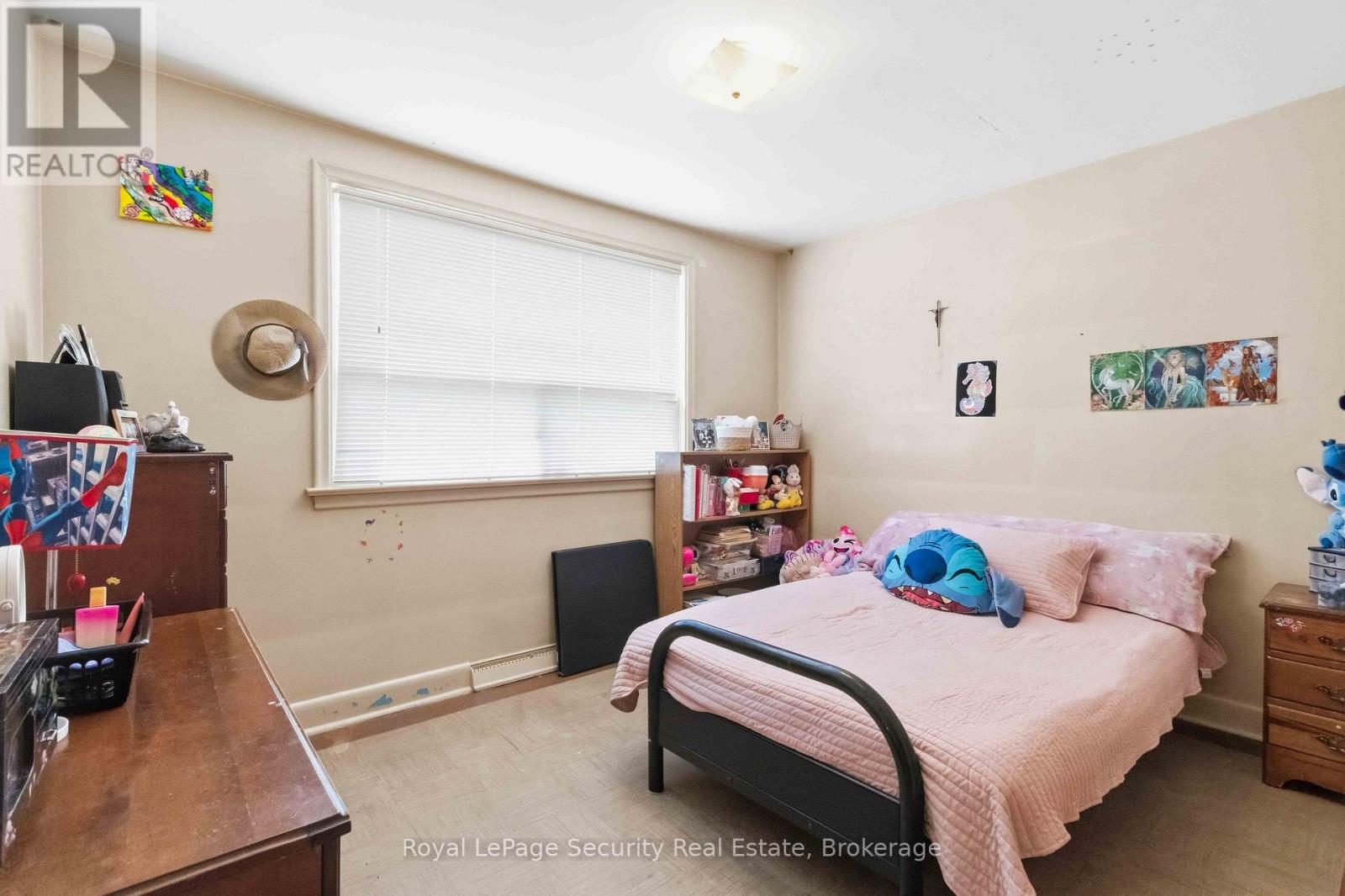 73 ST ANDREWS BOULEVARD - 9