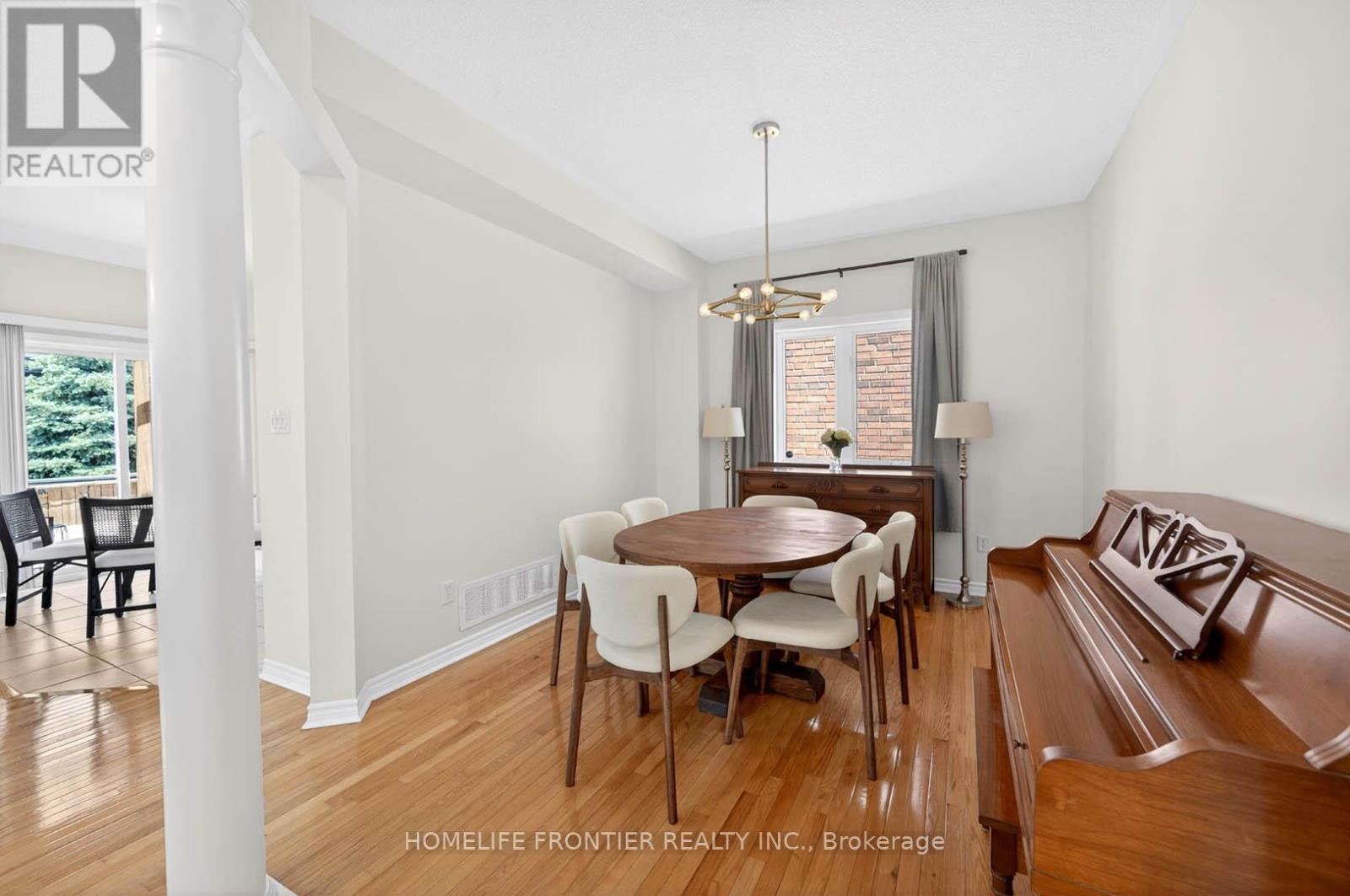 38 TEMPLETON COURT - 7