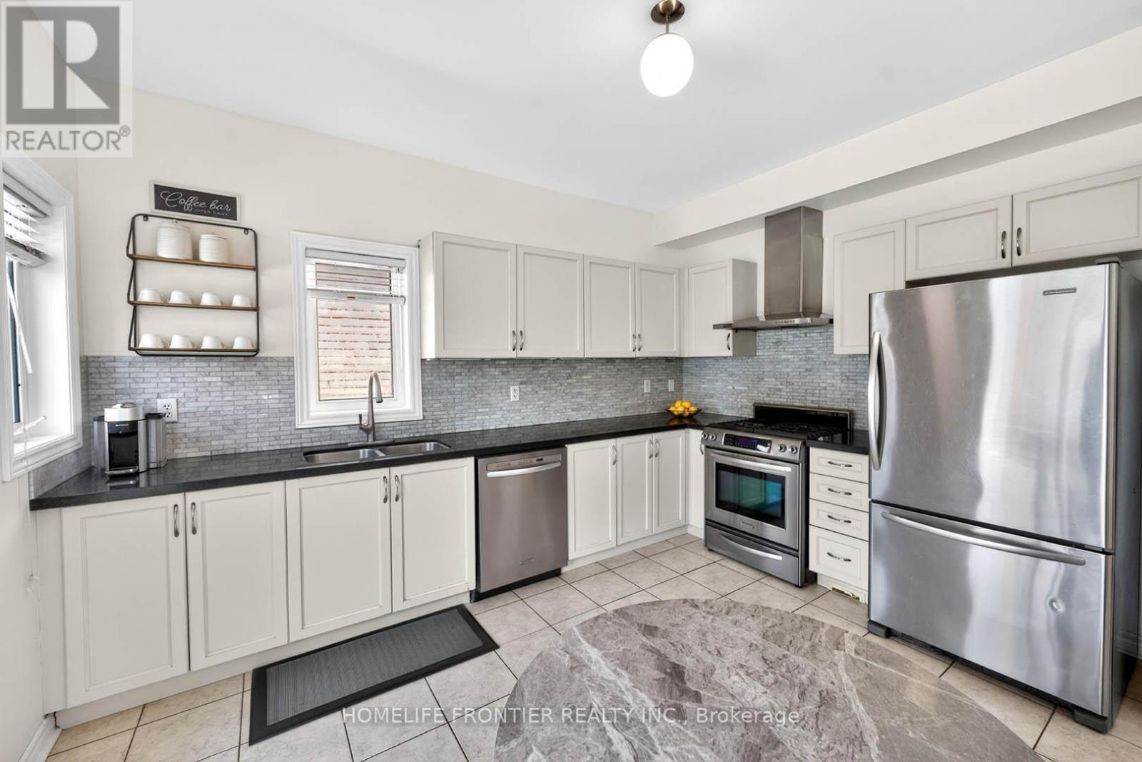 38 TEMPLETON COURT - 9