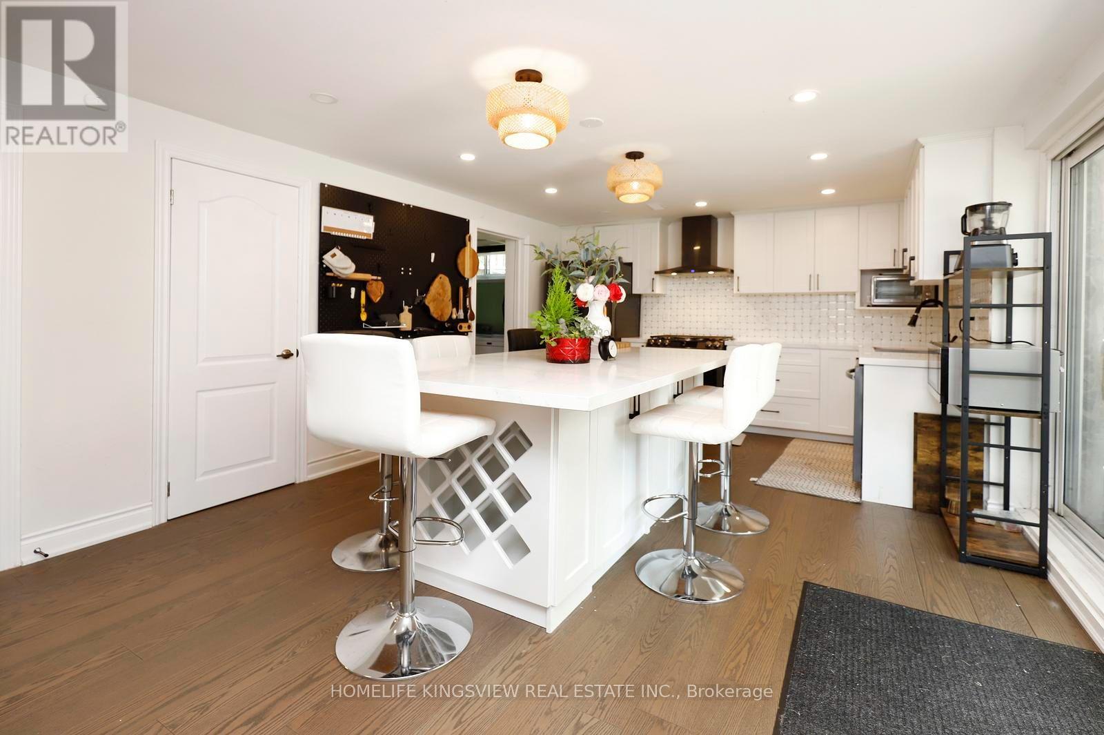 110 LONGFIELD ROAD - 18