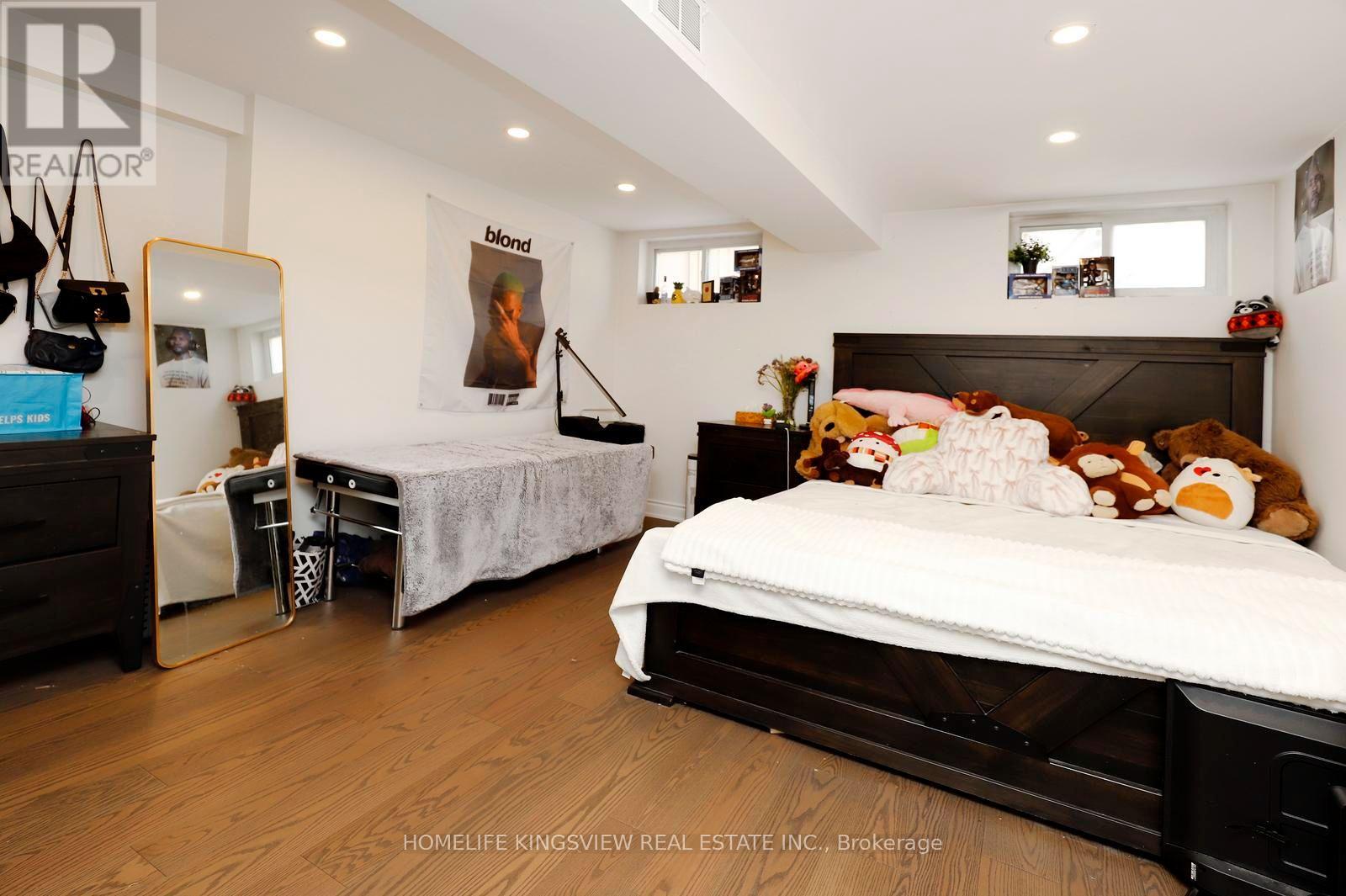 110 LONGFIELD ROAD - 26