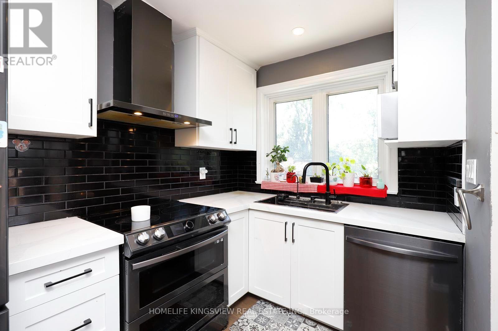 110 LONGFIELD ROAD - 9