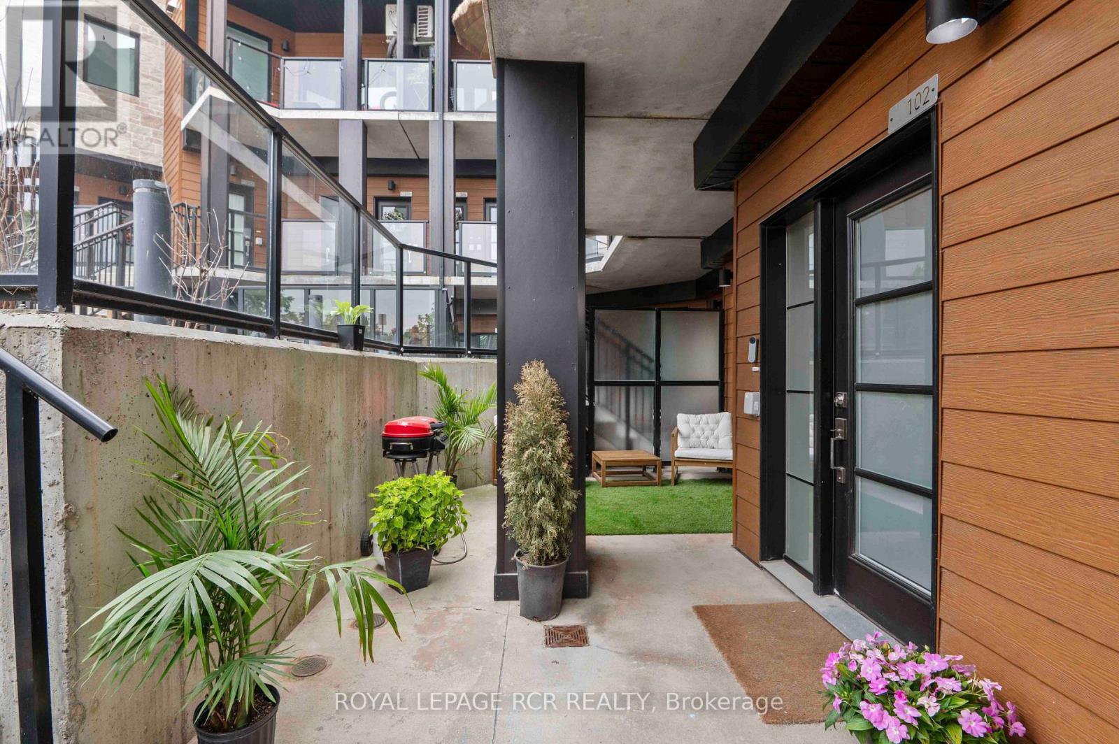 #102 17 CENTRE STREET - Image 7