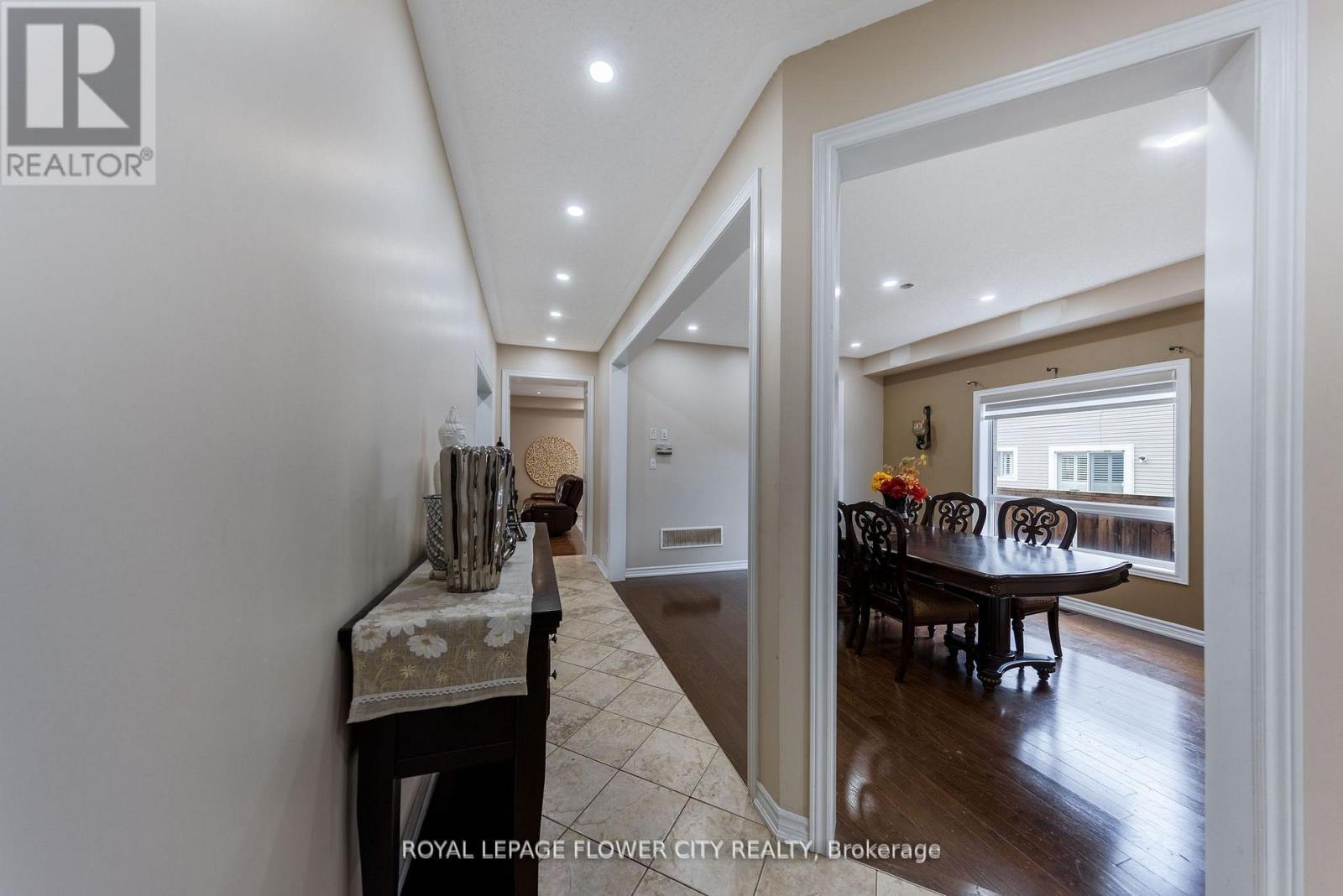 889 O' REILLY CRESCENT - 16