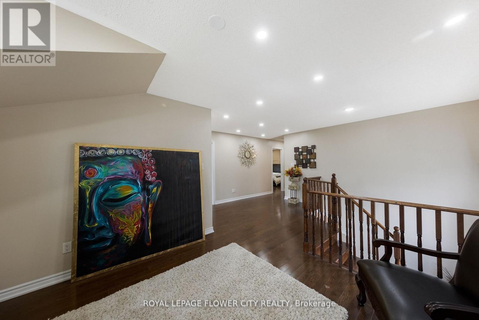 889 O' REILLY CRESCENT - 22