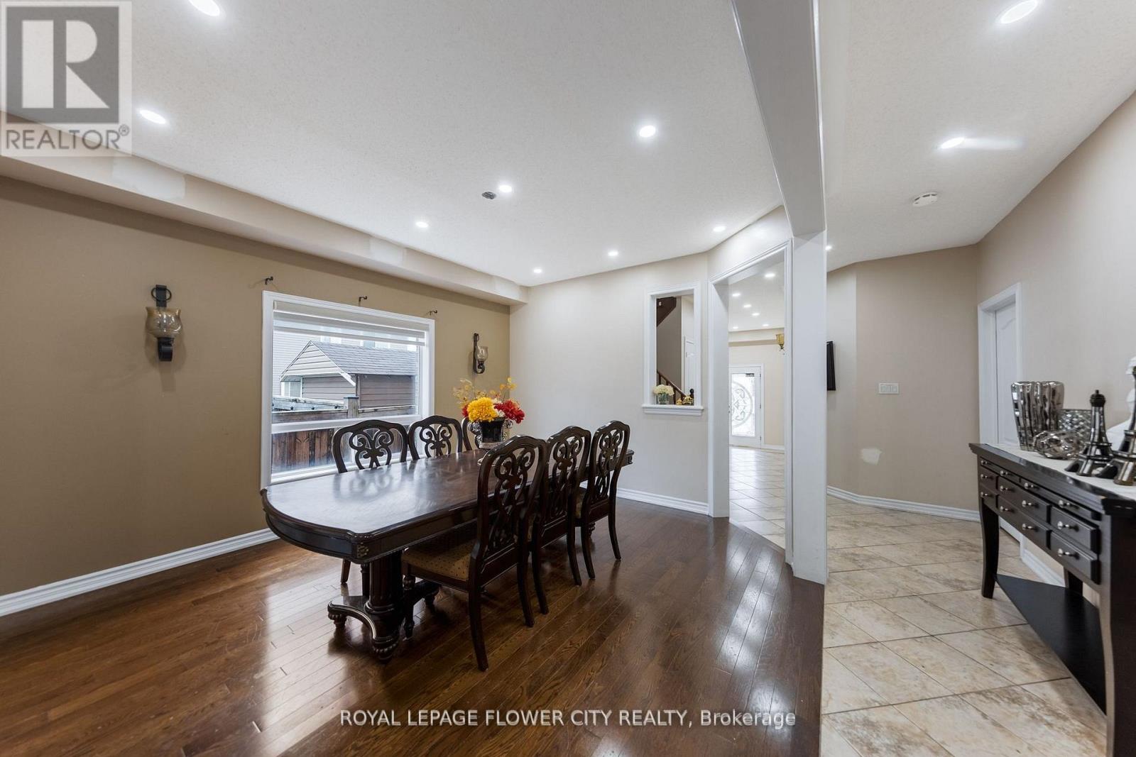 889 O' REILLY CRESCENT - 19