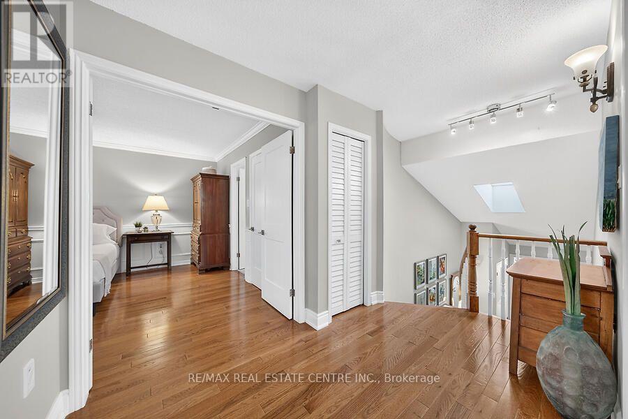 30 CARRIAGEGATE DRIVE - 34