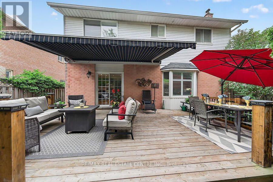 30 CARRIAGEGATE DRIVE - 39