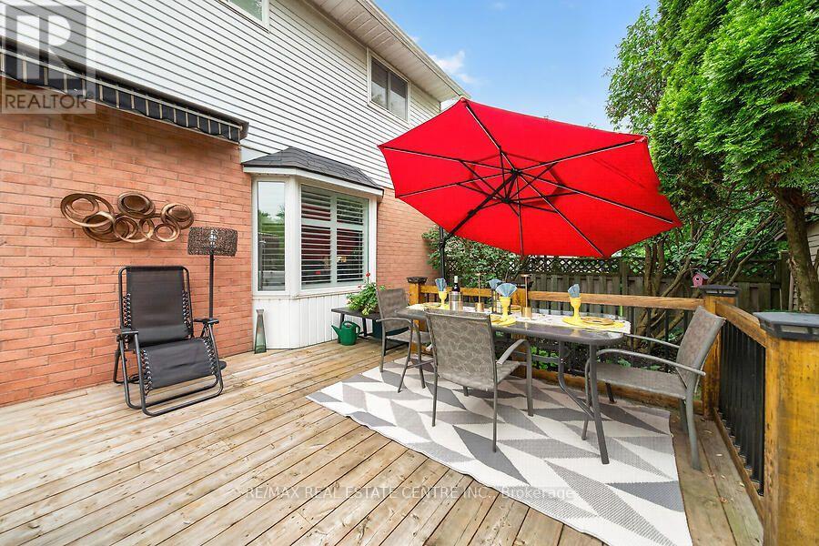 30 CARRIAGEGATE DRIVE - 43